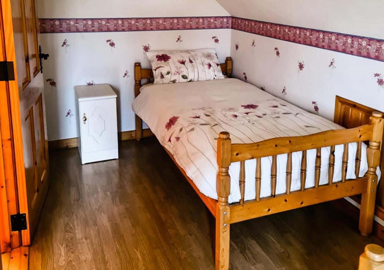 Moat Holiday Rental Lisnaskea 外观 照片