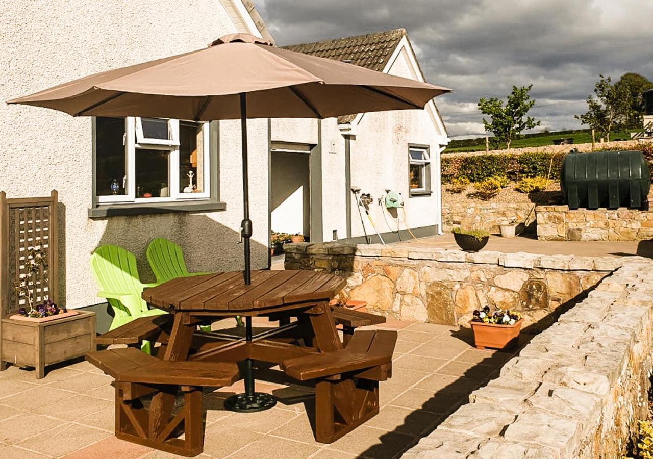 Moat Holiday Rental Lisnaskea 外观 照片