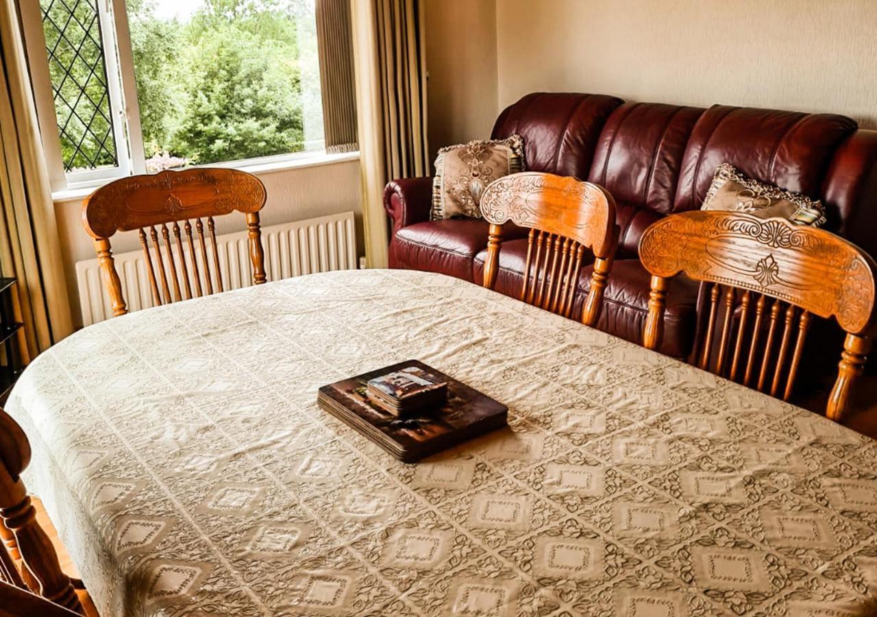 Moat Holiday Rental Lisnaskea 外观 照片