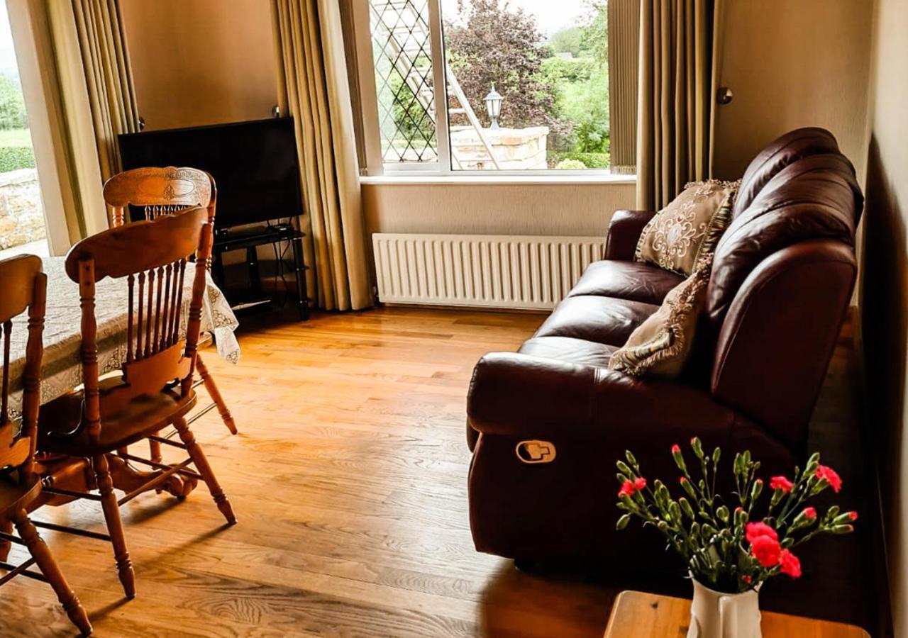 Moat Holiday Rental Lisnaskea 外观 照片